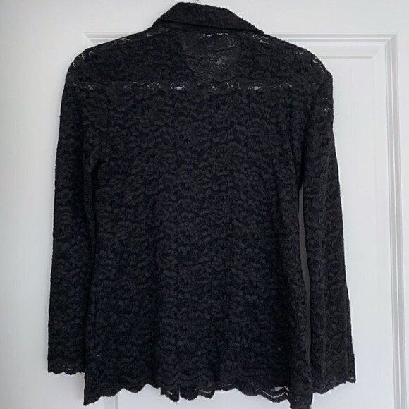 JM Collection Women Black Lace Button Down Scallop Hem Shirt, size Small - Picture 3 of 9